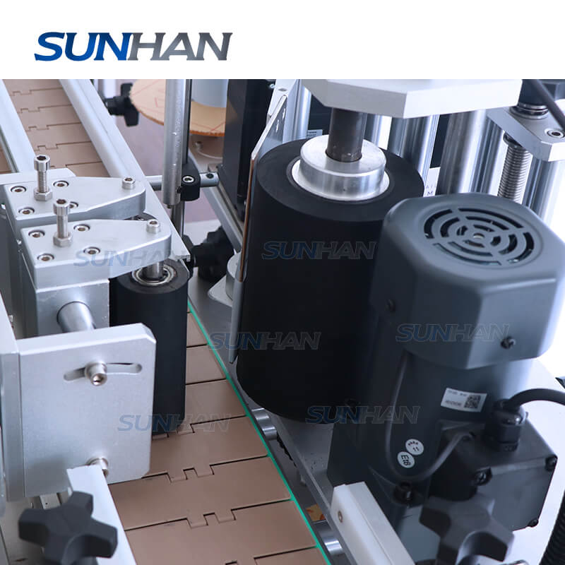 Automatic 4 Heads Desktop Juice Liquid Soap Essential Oil Filling Capping Labeling Machine Production Line - Image 7