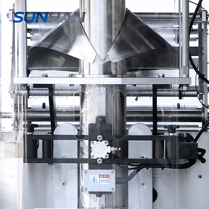 Automatic Bagged Hot Sauce Ketchup Juice Water Liquid Paste Filling Sealing Machine VFFS Packaging Machine - Image 5