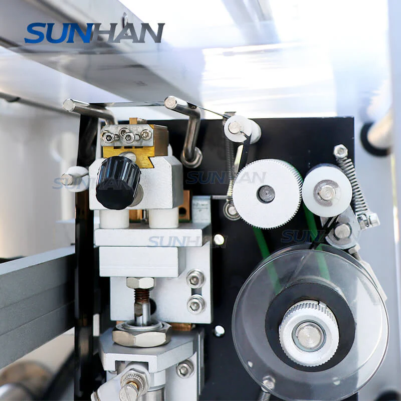 Automatic Bagged Hot Sauce Ketchup Juice Water Liquid Paste Filling Sealing Machine VFFS Packaging Machine - Image 6