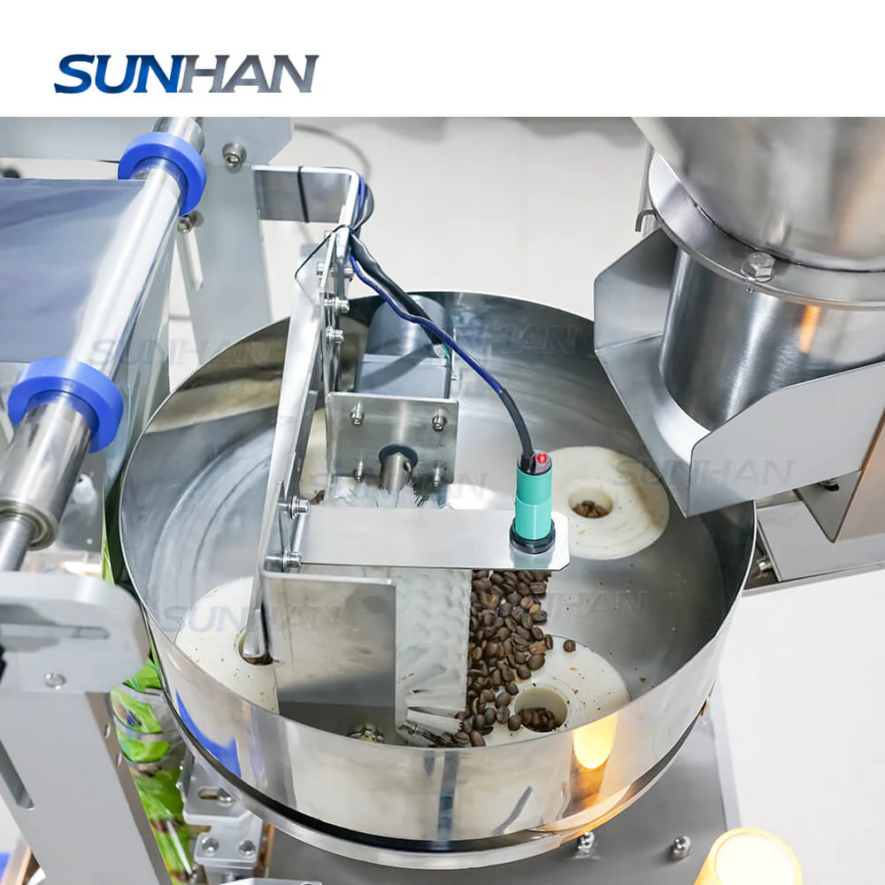Automatic Chocolate Beans Snacks Candy Seasonings Spices Instant Oatmeal Small Sachet Filling Sealing Machine VFFS Packaging Machine - Image 3