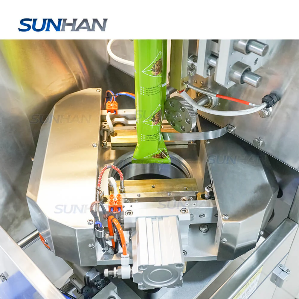 Automatic Chocolate Beans Snacks Candy Seasonings Spices Instant Oatmeal Small Sachet Filling Sealing Machine VFFS Packaging Machine - Image 4