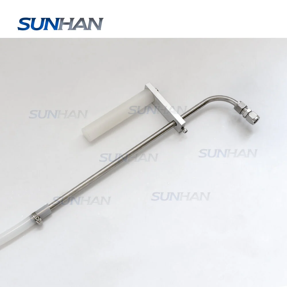 Semi-automatic Gear Pump Candle Making Equipment Soybean Paraffin Wax Heated Filling Melting Machine - Image 3
