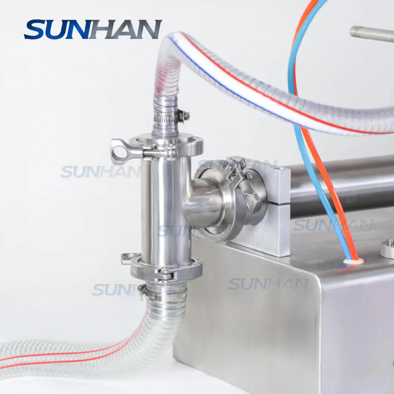 Single Nozzle Pneumatic Body Oil Liquid Soap Lotion Shampoo Piston Pump Liquid Filling Machine - Image 3